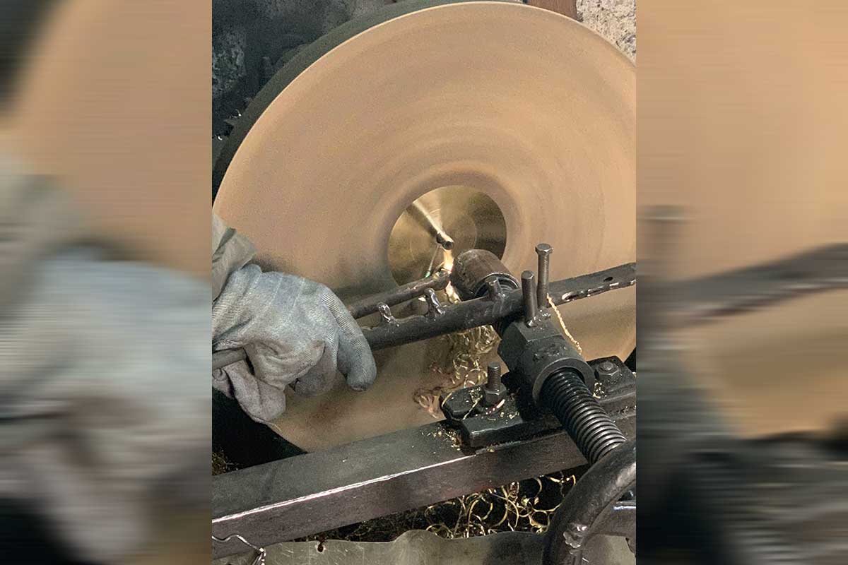 Dreing av cymbal